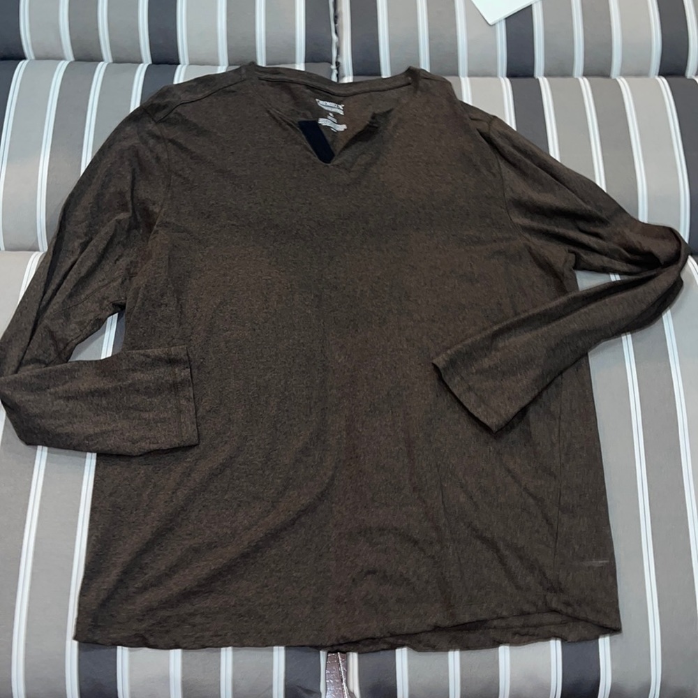 Long sleeve Cremieux tshirt XL